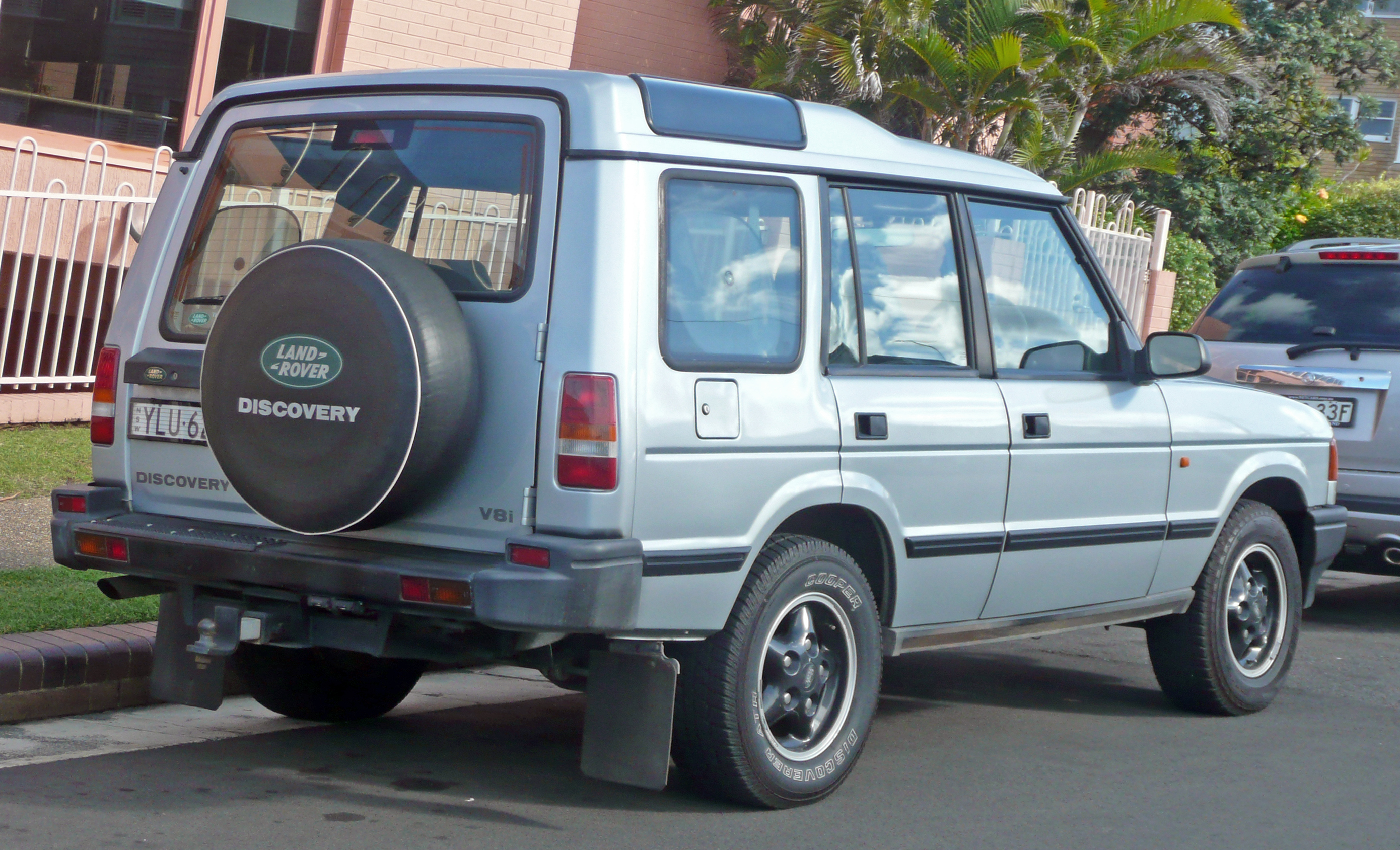 Land Rover Discovery #3