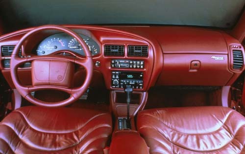 1995 Buick Regal 4 Dr Cus interior #7
