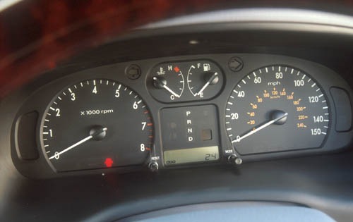 2003 Kia Optima SE V6 Int interior #8