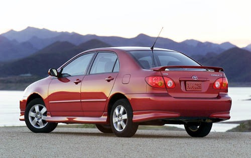 2003 Toyota Corolla LE In interior #8
