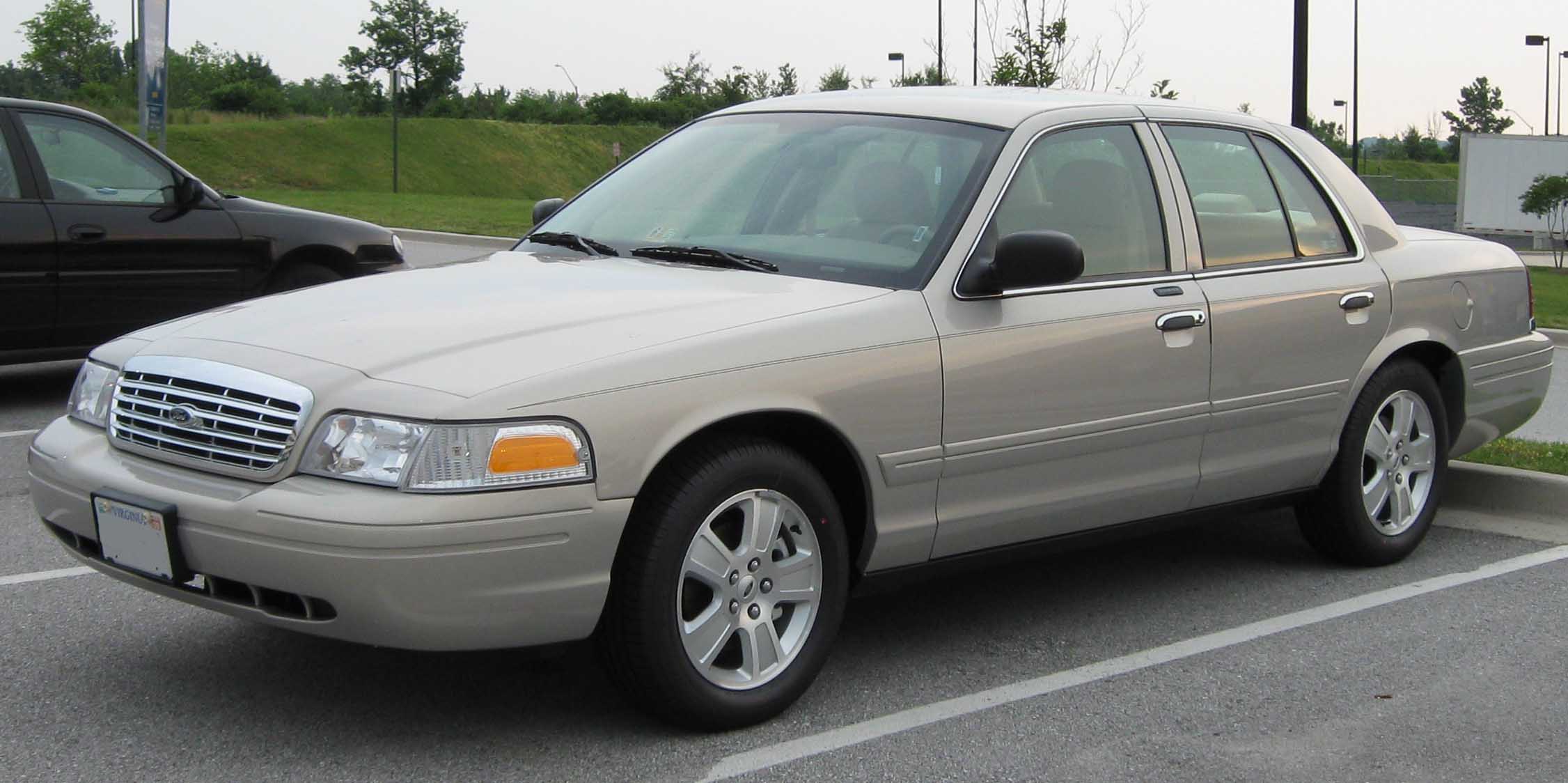 Ford Crown Victoria #3