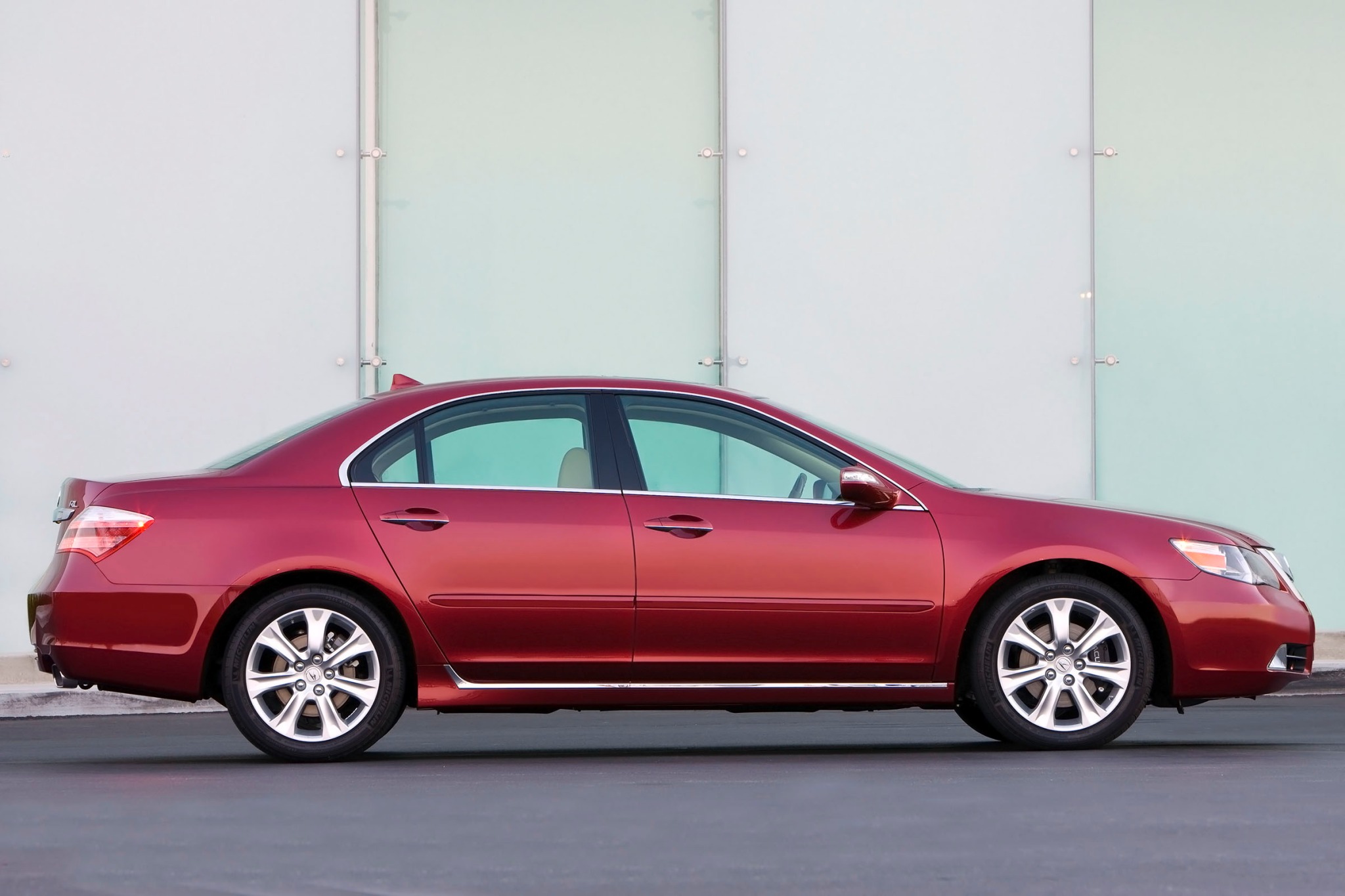 2011 Acura RL Wheel Detai exterior #9