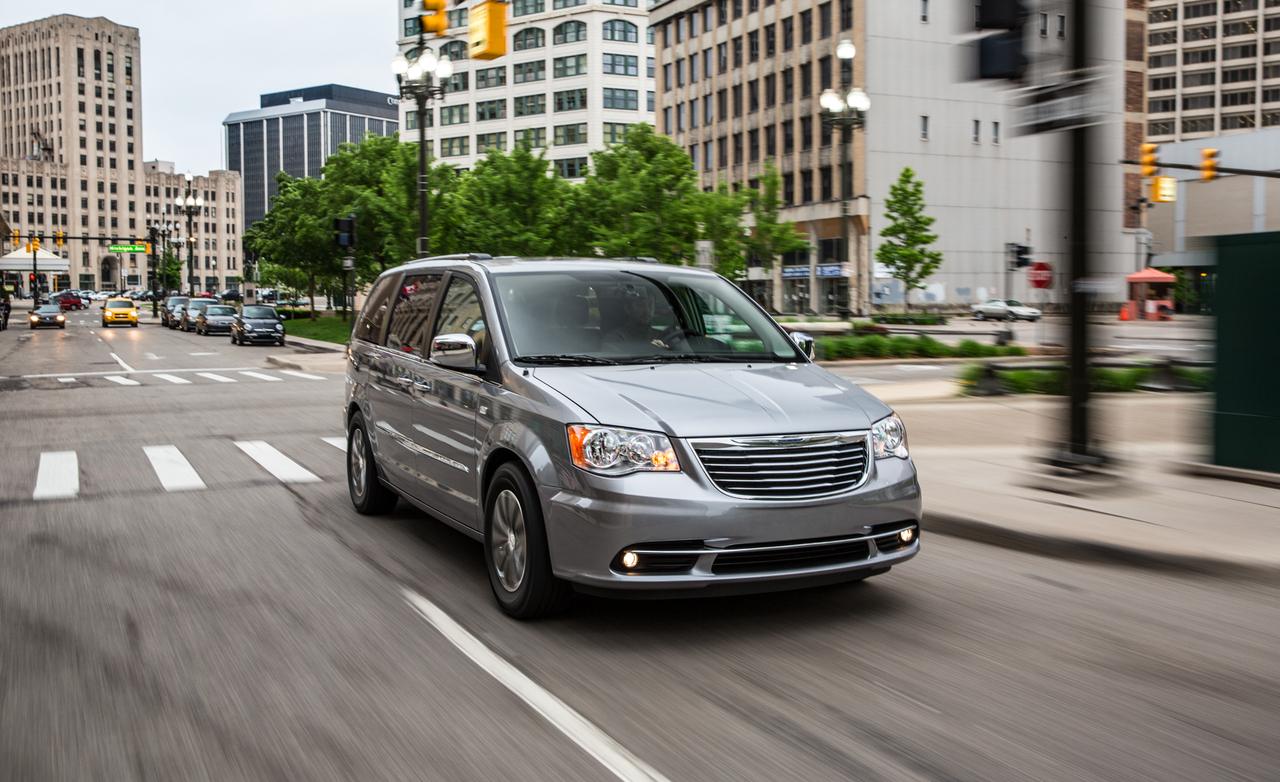2014 Chrysler Town and Country #7