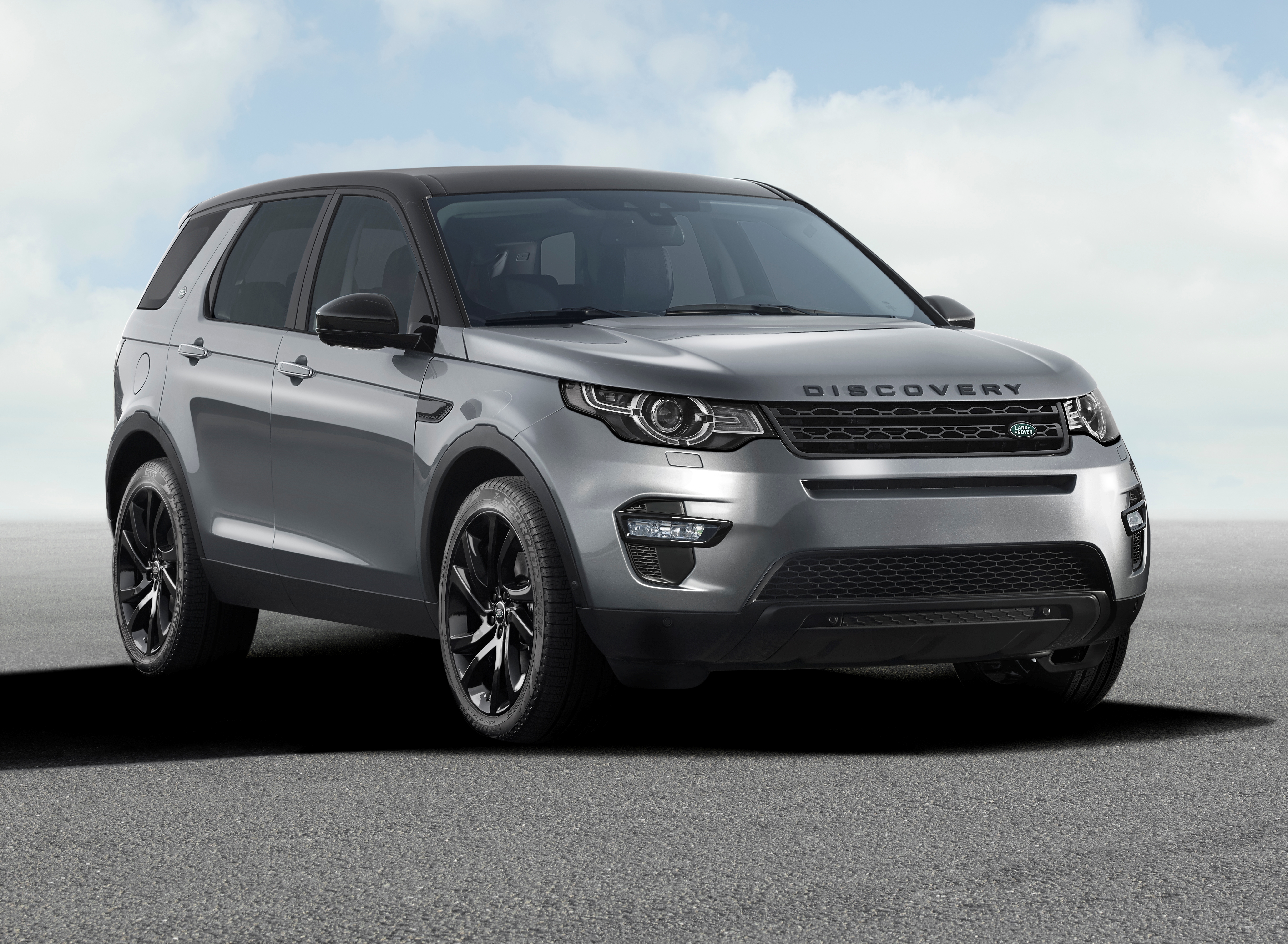 2015 Land Rover Discovery Sport #2
