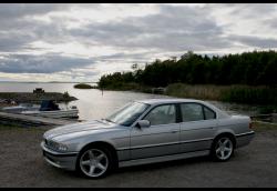 1990 BMW 7 Series #6