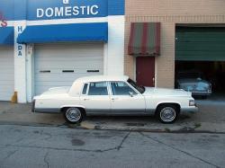 1990 Cadillac Fleetwood #11