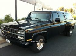 1990 Chevrolet Suburban #11