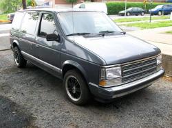 1990 Dodge Caravan #5