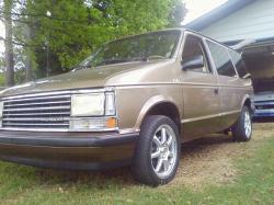 1990 Dodge Caravan #7
