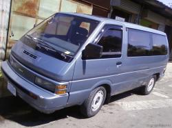 1990 Nissan Van #8