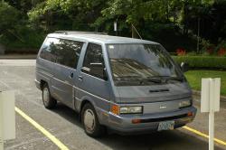 1990 Nissan Van #2