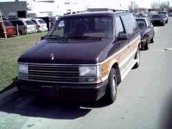 1990 Plymouth Voyager #11
