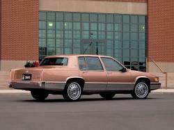 1991 Cadillac DeVille #11