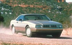 1990 Cadillac Allante #2