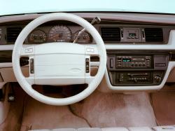1992 Ford Crown Victoria #8