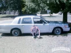 1992 Lincoln Town Car #7