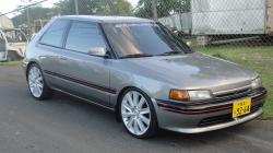 1993 Mazda 323 #3