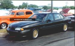 1993 Pontiac Bonneville #12