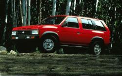 1990 Nissan Pathfinder #2