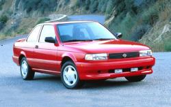 1994 Nissan Sentra #3