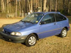 1995 Ford Aspire #10