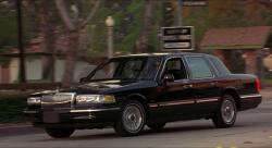 1995 Lincoln Town Car #6