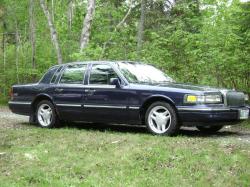 1995 Lincoln Town Car #3