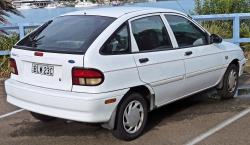 1996 Ford Aspire #2