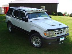 1996 Ford Explorer #13