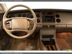 1997 Buick Riviera #17