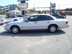 1997 Ford Crown Victoria #10