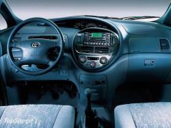 1997 Toyota Previa #8