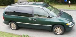 1998 Chrysler Town and Country #5