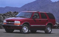 2001 Chevrolet Blazer #2