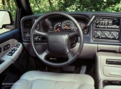1999 Chevrolet Suburban #3