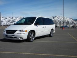 1999 Chrysler Town and Country #7