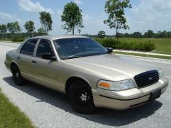 1999 Ford Crown Victoria #9