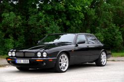 1999 Jaguar XJR #6