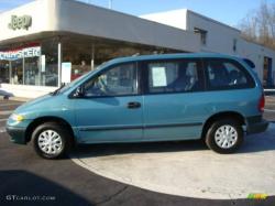 1999 Plymouth Voyager #10