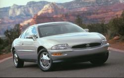 1999 Buick Riviera #2