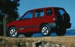 2001 Chevrolet Tracker #10