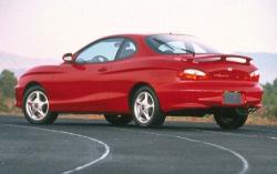 1999 Hyundai Tiburon #2