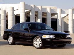 2000 Ford Crown Victoria #4