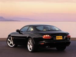 2000 Jaguar XKR #12