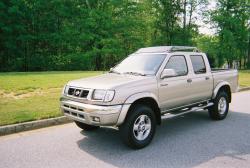 2000 Nissan Frontier #9