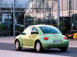 2000 Volkswagen New Beetle #13