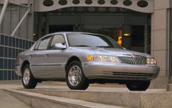 2002 Lincoln Continental #2