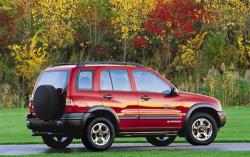 2003 Chevrolet Tracker #5
