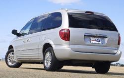 2003 Chrysler Town and Country #13
