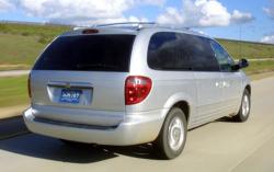 2003 Chrysler Town and Country #11